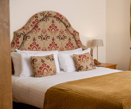Deanery Bedroom2