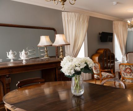 Alexander Living Room