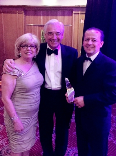 170525-award-photo-red.jpg (RICS Award) 170525 award photo red